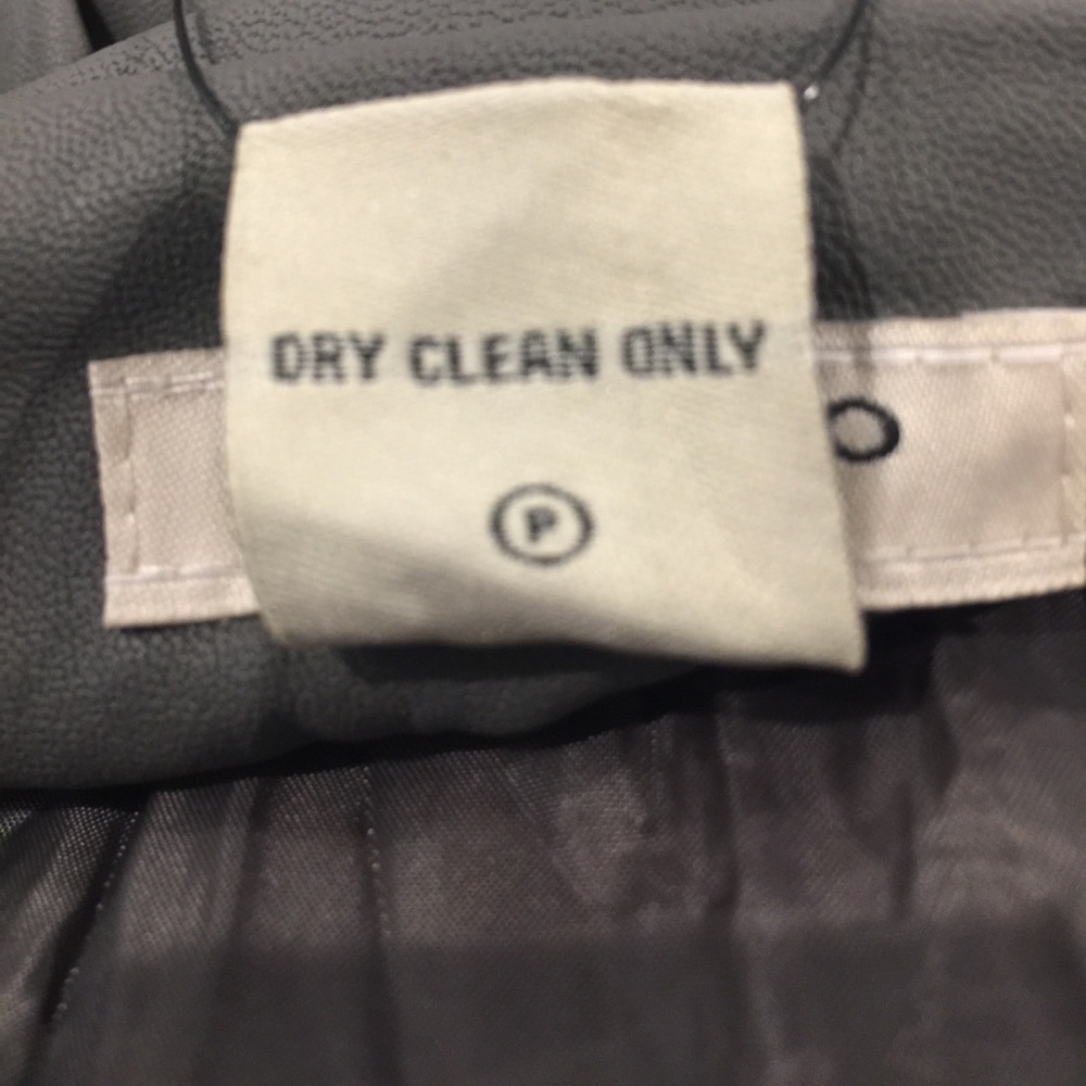 NWT Vertigo Paris Faux Leather Bomber - Picture 7 of 8